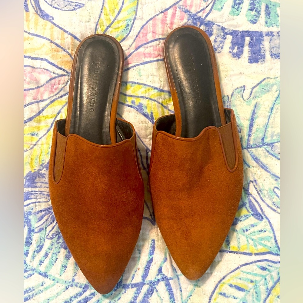 Jenni Kanye Mules, 38.5